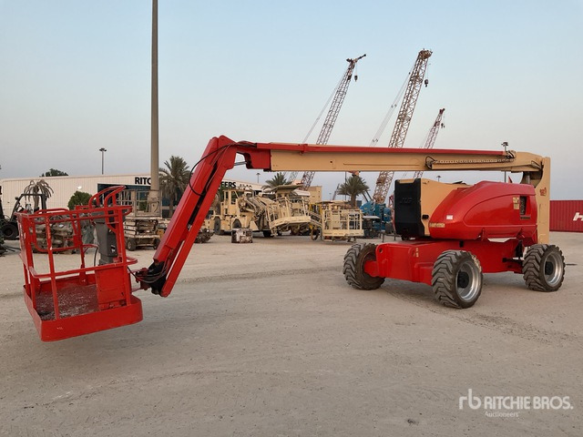 2010 JLG 800AJ 4WD Diesel Articulating Boom Lift - 관절 붐 : 사진 1 2010 JLG 800AJ 4WD Diesel Articulating Boom Lift - 관절 붐 : 사진 1