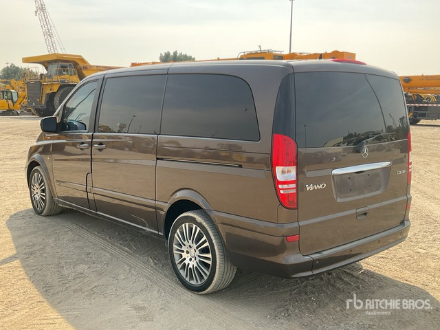 2012 Mercedes-Benz Viano CDI 3.0 Bus - 패널 밴 : 사진 3 2012 Mercedes-Benz Viano CDI 3.0 Bus - 패널 밴 : 사진 3