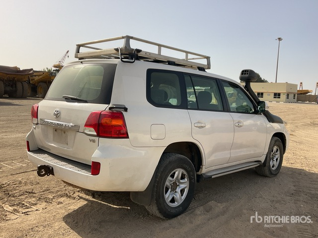2012 Toyota Land Cruiser GX 200L 4x4 SUV - SUV : 사진 3 2012 Toyota Land Cruiser GX 200L 4x4 SUV - SUV : 사진 3