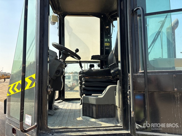 2013 Cat CS-533E Smooth Drum Compactor - 압축기 : 사진 5 2013 Cat CS-533E Smooth Drum Compactor - 압축기 : 사진 5