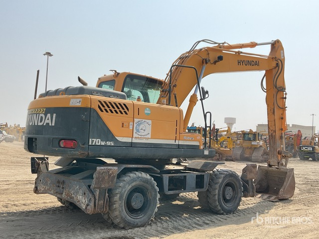2013 Hyundai Robex 170W-9S - 휠 굴삭기 : 사진 4 2013 Hyundai Robex 170W-9S - 휠 굴삭기 : 사진 4