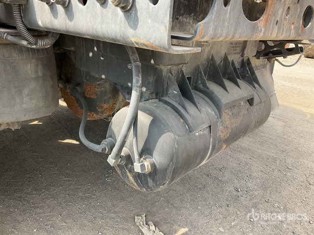 2014 Mercedes-Benz Actros 1843LS 4x2 S/A Sleeper Truck Tractor - 트랙터 유닛 : 사진 4 2014 Mercedes-Benz Actros 1843LS 4x2 S/A Sleeper Truck Tractor - 트랙터 유닛 : 사진 4