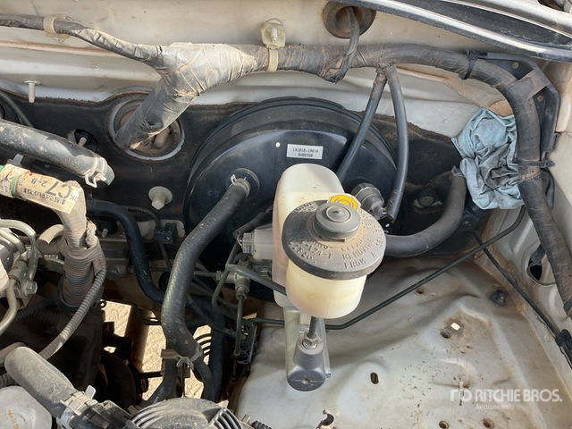 2014 Toyota Hilux 4x4 Crew Cab Pickup - 픽업트럭 : 사진 4 2014 Toyota Hilux 4x4 Crew Cab Pickup - 픽업트럭 : 사진 4