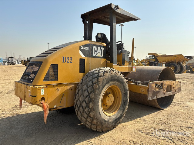 2015 Cat CS-533E Smooth Drum Compactor - 압축기 : 사진 3 2015 Cat CS-533E Smooth Drum Compactor - 압축기 : 사진 3