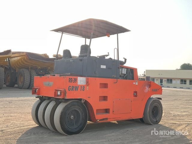 2015 Hamm GRW18 8 Wheel Pneumatic Roller - 공압 롤러 : 사진 3 2015 Hamm GRW18 8 Wheel Pneumatic Roller - 공압 롤러 : 사진 3