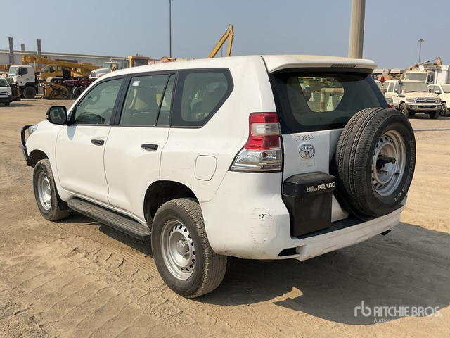 2015 Toyota Prado TX 150L 4x4 SUV - SUV : 사진 4 2015 Toyota Prado TX 150L 4x4 SUV - SUV : 사진 4