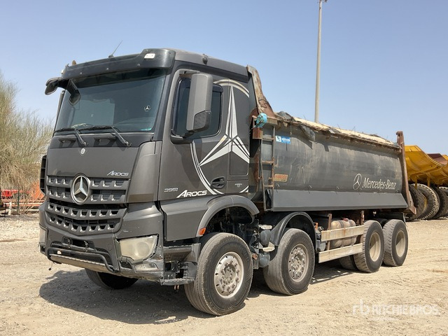 2017 Mercedes Benz AROCS 3951 8x4 Twin-Steer Tri/A Dump Truck - 덤프트럭 : 사진 2 2017 Mercedes Benz AROCS 3951 8x4 Twin-Steer Tri/A Dump Truck - 덤프트럭 : 사진 2