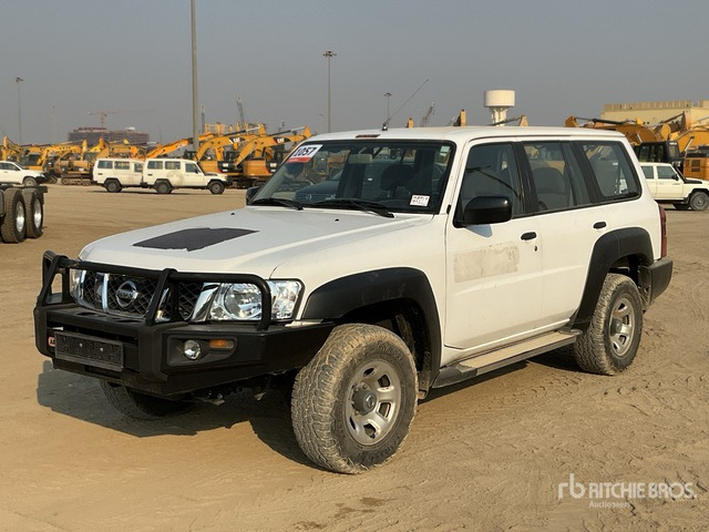 2018 Nissan Patrol GL 4x4 SUV - SUV : 사진 1 2018 Nissan Patrol GL 4x4 SUV - SUV : 사진 1