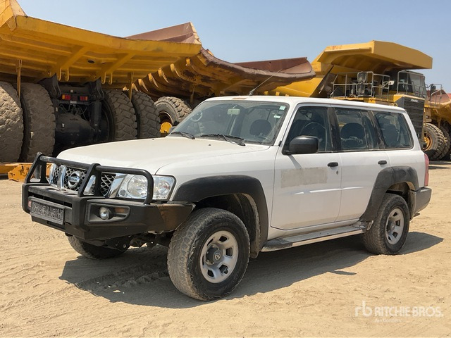 2018 Nissan Patrol GL 4x4 SUV - SUV : 사진 1 2018 Nissan Patrol GL 4x4 SUV - SUV : 사진 1