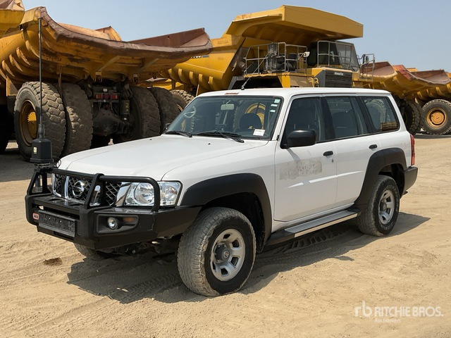 2018 Nissan Patrol GL 4x4 SUV - SUV : 사진 1 2018 Nissan Patrol GL 4x4 SUV - SUV : 사진 1