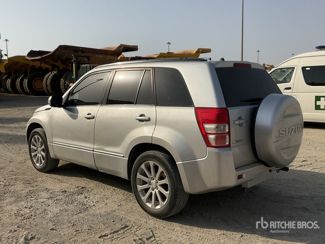 2018 Suzuki Grand Vitara 4x4 SUV - SUV : 사진 4 2018 Suzuki Grand Vitara 4x4 SUV - SUV : 사진 4