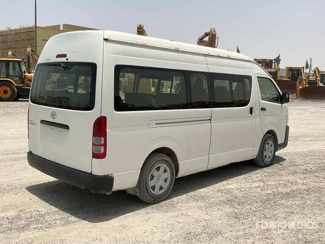 2018 Toyota Hiace High Roof 4x2 16-Seat Mini Bus - 소형 버스, 승합차 : 사진 3 2018 Toyota Hiace High Roof 4x2 16-Seat Mini Bus - 소형 버스, 승합차 : 사진 3
