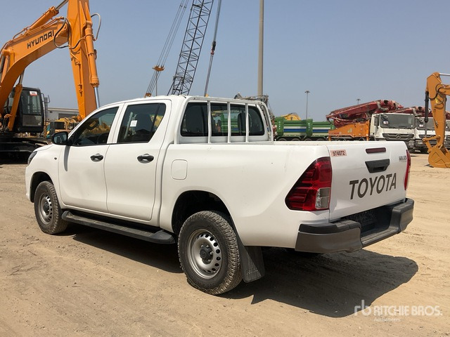 2018 Toyota Hilux 4x4 Crew Cab Pickup - 픽업트럭 : 사진 5 2018 Toyota Hilux 4x4 Crew Cab Pickup - 픽업트럭 : 사진 5