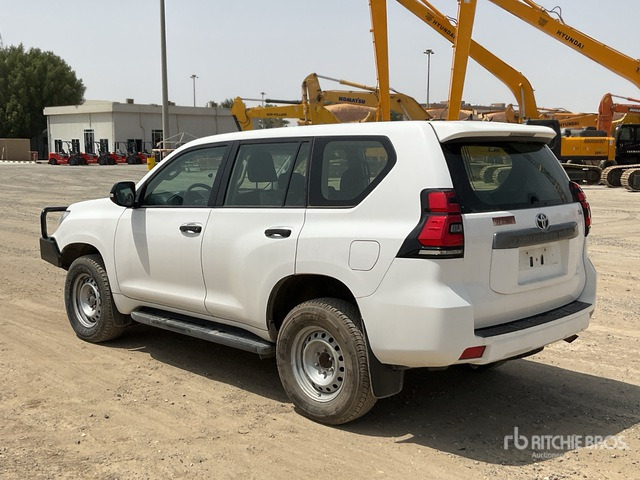 2018 Toyota Prado 150L 4x4 SUV - SUV : 사진 3 2018 Toyota Prado 150L 4x4 SUV - SUV : 사진 3