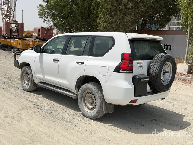 2018 Toyota Prado 150L 4x4 SUV - SUV : 사진 3 2018 Toyota Prado 150L 4x4 SUV - SUV : 사진 3