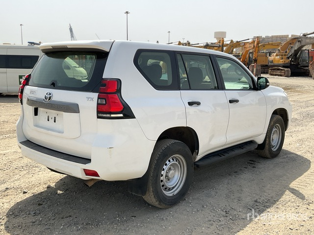 2018 Toyota Prado TX 150L 4x4 SUV - SUV : 사진 3 2018 Toyota Prado TX 150L 4x4 SUV - SUV : 사진 3