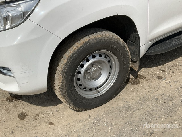 2018 Toyota Prado TX 150L 4x4 SUV - SUV : 사진 5 2018 Toyota Prado TX 150L 4x4 SUV - SUV : 사진 5