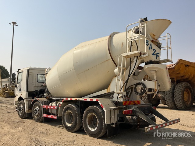 2024 XCMG NXG5310GJBN5C 8x4 Twin-Steer Mixer Truck - 콘크리트 믹서 트럭 : 사진 4 2024 XCMG NXG5310GJBN5C 8x4 Twin-Steer Mixer Truck - 콘크리트 믹서 트럭 : 사진 4