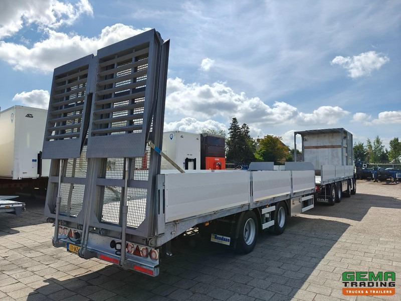 DAF CF 430 FAX 8x2/6 Dagcabine Euro6D - Machine Transporter + 2assige Aanhanger - Hydraulische Rampen - Afneembare 10.000L WaterTank - 20.000km! Origineel - 자동 운반 장치 트럭 : 사진 3 DAF CF 430 FAX 8x2/6 Dagcabine Euro6D - Machine Transporter + 2assige Aanhanger - Hydraulische Rampen - Afneembare 10.000L WaterTank - 20.000km! Origineel - 자동 운반 장치 트럭 : 사진 3