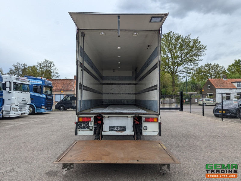 DAF CF85.410 4x2 Spacecab Euro5 - Geïsoleerde bak 7.6m - Laadklep 1500kg - Reservewiel - 박스 트럭 : 사진 4 DAF CF85.410 4x2 Spacecab Euro5 - Geïsoleerde bak 7.6m - Laadklep 1500kg - Reservewiel - 박스 트럭 : 사진 4