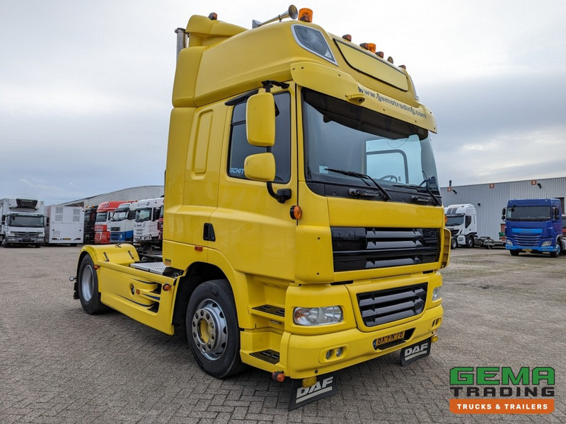 DAF FT CF85.360 4x2 Sleepcab Euro5 PTO Prep - 3-Spaaks stuur - Side Skirts - NATO (T1327) - 트랙터 유닛 : 사진 2 DAF FT CF85.360 4x2 Sleepcab Euro5 PTO Prep - 3-Spaaks stuur - Side Skirts - NATO (T1327) - 트랙터 유닛 : 사진 2