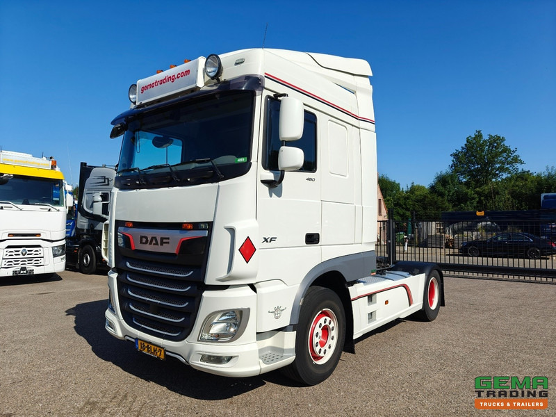 DAF XF 480 FT 4x2 Spacecab Euro6C - Dubbele Tanks - DealerOnderhouden / Zeer netjes! - 트랙터 유닛 : 사진 1 DAF XF 480 FT 4x2 Spacecab Euro6C - Dubbele Tanks - DealerOnderhouden / Zeer netjes! - 트랙터 유닛 : 사진 1
