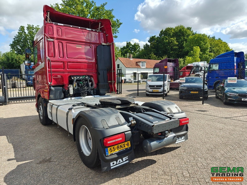 DAF XF 480 FT 4x2 Spacecab Euro6D - Dubbele Tanks - Groot Brandstoffilter - SMARTtachoV2 - 11/2025 APK - 트랙터 유닛 : 사진 4 DAF XF 480 FT 4x2 Spacecab Euro6D - Dubbele Tanks - Groot Brandstoffilter - SMARTtachoV2 - 11/2025 APK - 트랙터 유닛 : 사진 4