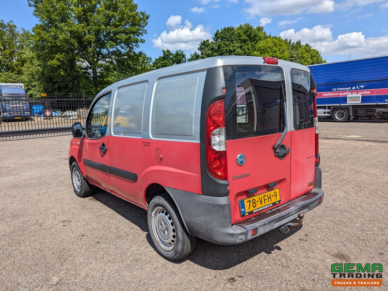 Fiat Doblò 1.9 JTD Euro4 - Handgeschakeld - Trekhaak - 소형 밴 : 사진 4 Fiat Doblò 1.9 JTD Euro4 - Handgeschakeld - Trekhaak - 소형 밴 : 사진 4