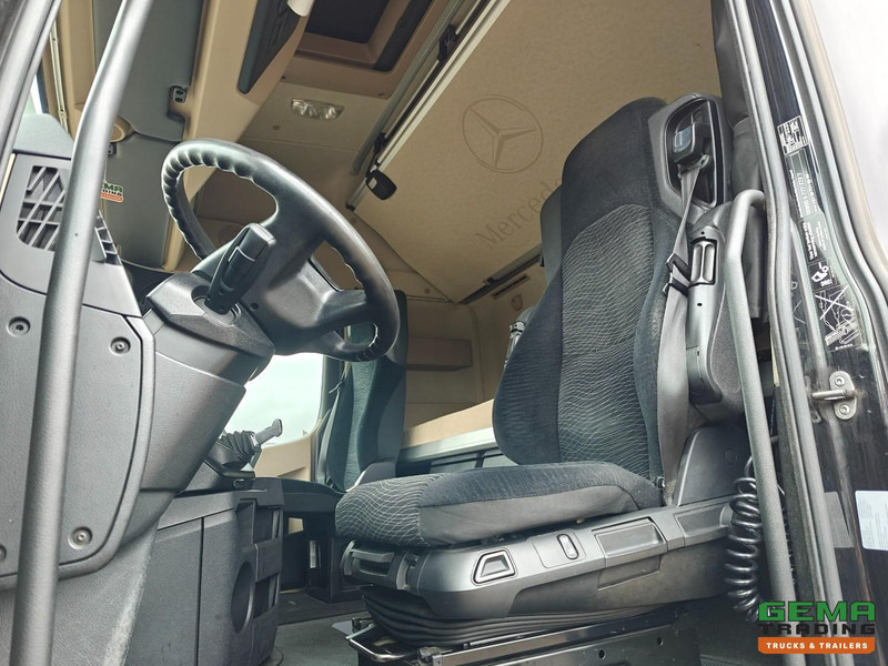 Mercedes-Benz Actros 1942 4x2 Megaspace Euro6 - Dubbele Tanks - SneeuwKettingen - SMARTTacho V2 - 02/2026 APK - 트랙터 유닛 : 사진 5 Mercedes-Benz Actros 1942 4x2 Megaspace Euro6 - Dubbele Tanks - SneeuwKettingen - SMARTTacho V2 - 02/2026 APK - 트랙터 유닛 : 사진 5