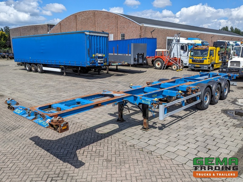 리스 Renders ROC 12.27 CC 3-Assen MB- Lift- Axle - Discbrakes - All Connections - 5210kg (O1914) Renders ROC 12.27 CC 3-Assen MB- Lift- Axle - Discbrakes - All Connections - 5210kg (O1914) : 사진 9