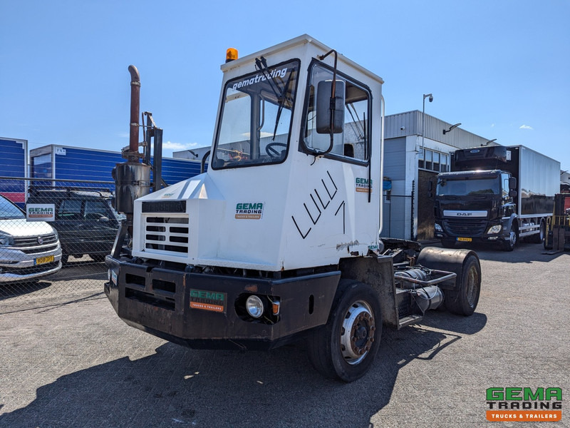Terberg YT17 MOTOR DEFECT - MMBS Kenteken - 터미널 트랙터 : 사진 1 Terberg YT17 MOTOR DEFECT - MMBS Kenteken - 터미널 트랙터 : 사진 1