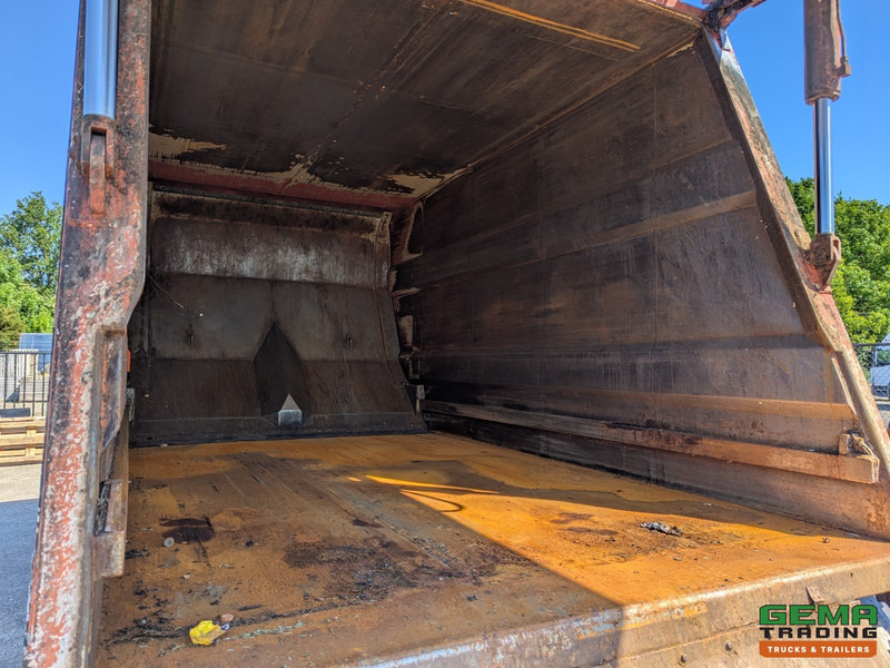 Volvo FE 300 EEV 6x2/4 Dagcab Euro5 EEV K - Zoeller Ekopres Medium XL - 10/2025APK - 쓰레기차 : 사진 5 Volvo FE 300 EEV 6x2/4 Dagcab Euro5 EEV K - Zoeller Ekopres Medium XL - 10/2025APK - 쓰레기차 : 사진 5
