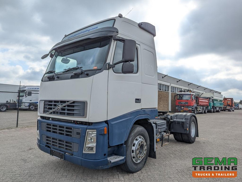 Volvo FH400 4x2 Euro5 FH400 4x2 Globetrotter Euro5 - ADR FL AT OX (T1513) - 트랙터 유닛 : 사진 1 Volvo FH400 4x2 Euro5 FH400 4x2 Globetrotter Euro5 - ADR FL AT OX (T1513) - 트랙터 유닛 : 사진 1