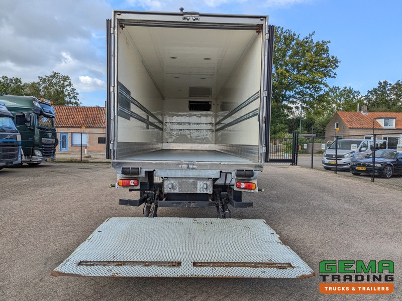 Volvo FL210 4x2 Daycab 18Ton Euro5 Handgeschakeld - Koel-VriesBak 8.38M - Frigo Block - Laadklep 1500KG - 등온 트럭 : 사진 5 Volvo FL210 4x2 Daycab 18Ton Euro5 Handgeschakeld - Koel-VriesBak 8.38M - Frigo Block - Laadklep 1500KG - 등온 트럭 : 사진 5