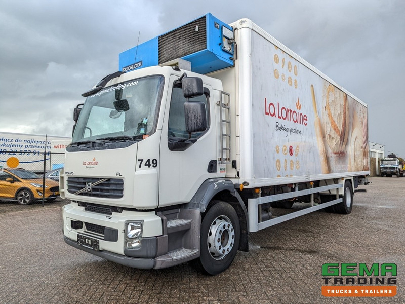 Volvo FL210 4x2 Daycab 18Ton Euro5 Handgeschakeld - Koel-VriesBak 8.40M - Frigo Block - Laadklep 1500KG (V804) - 등온 트럭 : 사진 1 Volvo FL210 4x2 Daycab 18Ton Euro5 Handgeschakeld - Koel-VriesBak 8.40M - Frigo Block - Laadklep 1500KG (V804) - 등온 트럭 : 사진 1