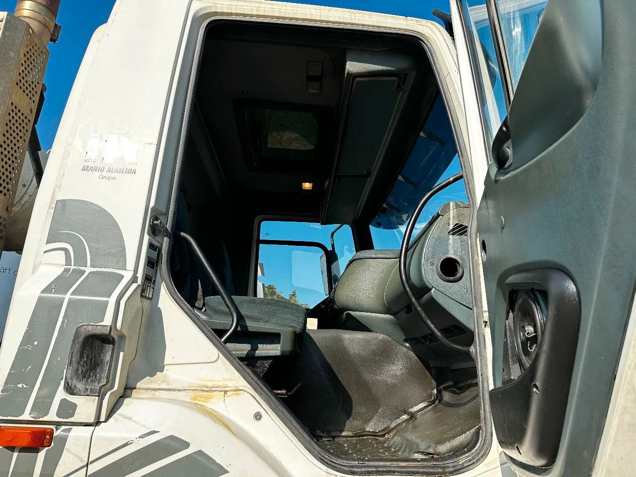 콘크리트 믹서 트럭 DAF CF 85.430 8X4 9m3 Mixer Spring/Spring ZF Manual : 사진 19