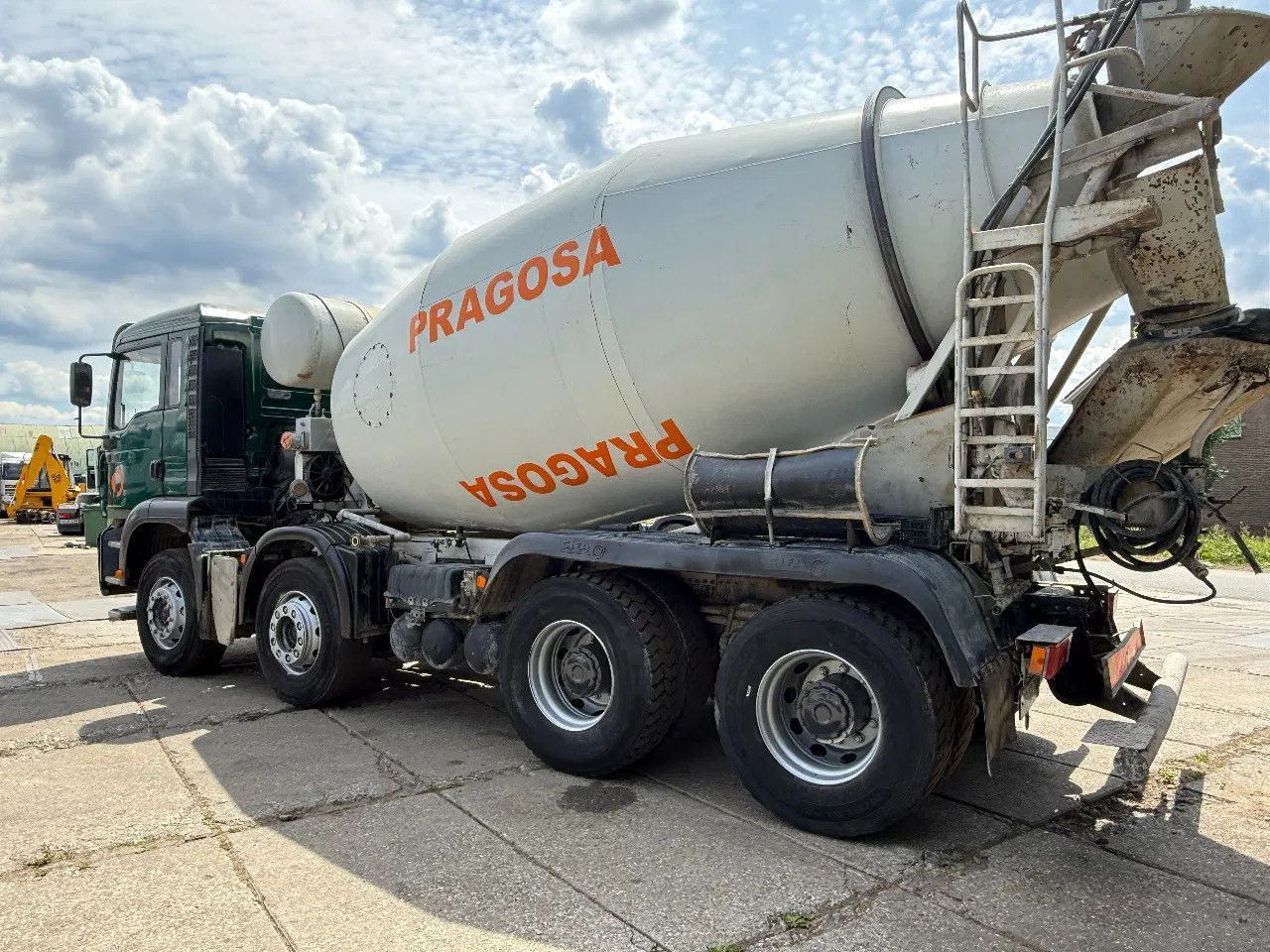 MAN TGA 35.360 8X4 CIFA Beton Mixer Spring/Spring ZF - 콘크리트 믹서 트럭 : 사진 3 MAN TGA 35.360 8X4 CIFA Beton Mixer Spring/Spring ZF - 콘크리트 믹서 트럭 : 사진 3
