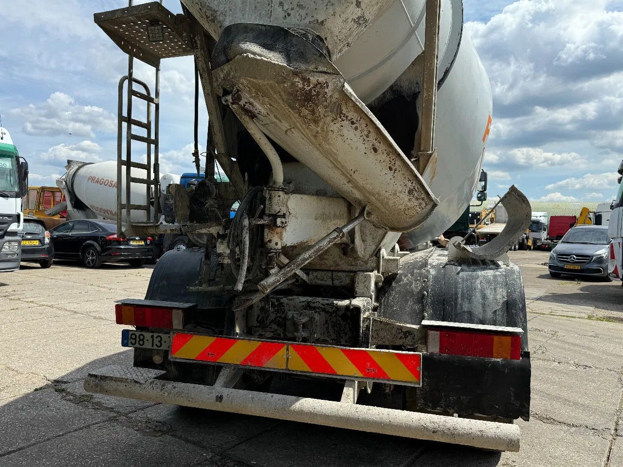 MAN TGA 35.360 8X4 CIFA Beton Mixer Spring/Spring ZF - 콘크리트 믹서 트럭 : 사진 5 MAN TGA 35.360 8X4 CIFA Beton Mixer Spring/Spring ZF - 콘크리트 믹서 트럭 : 사진 5