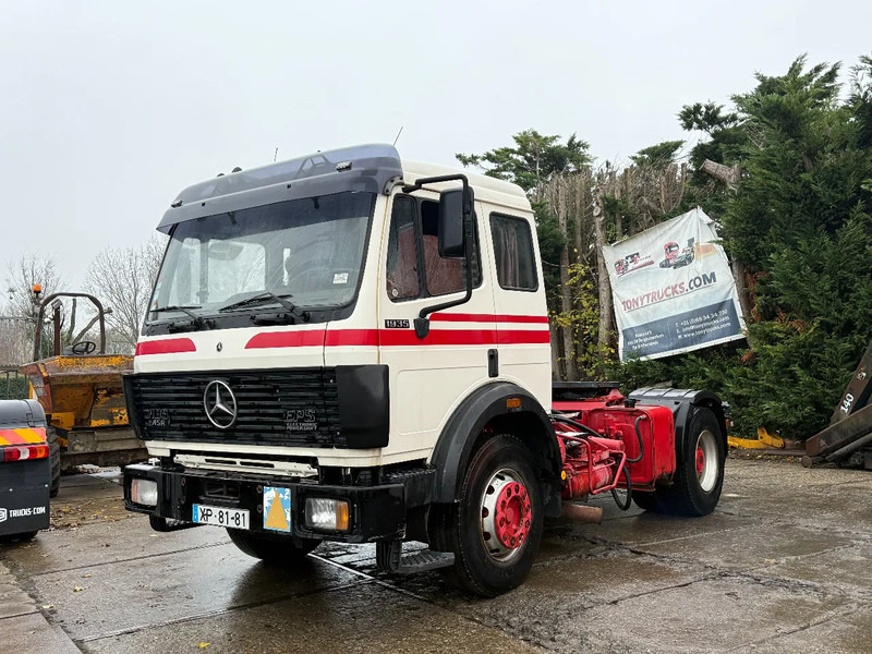 Mercedes-Benz SK 1935 V8 4X2 Tractor-unit Spring/Spring Eps 3 Pedal PTO - 트랙터 유닛 : 사진 2 Mercedes-Benz SK 1935 V8 4X2 Tractor-unit Spring/Spring Eps 3 Pedal PTO - 트랙터 유닛 : 사진 2