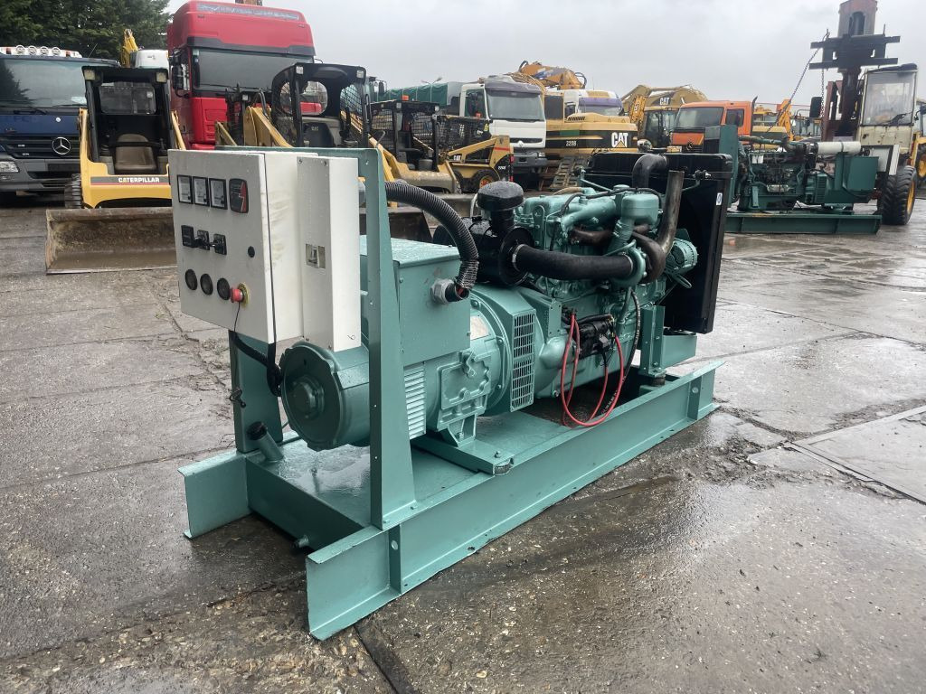 Perkins 85 KVA Generator 3 Phase Perkins 85 KVA Generator 3 Phase - 발전기 세트 : 사진 4 Perkins 85 KVA Generator 3 Phase Perkins 85 KVA Generator 3 Phase - 발전기 세트 : 사진 4
