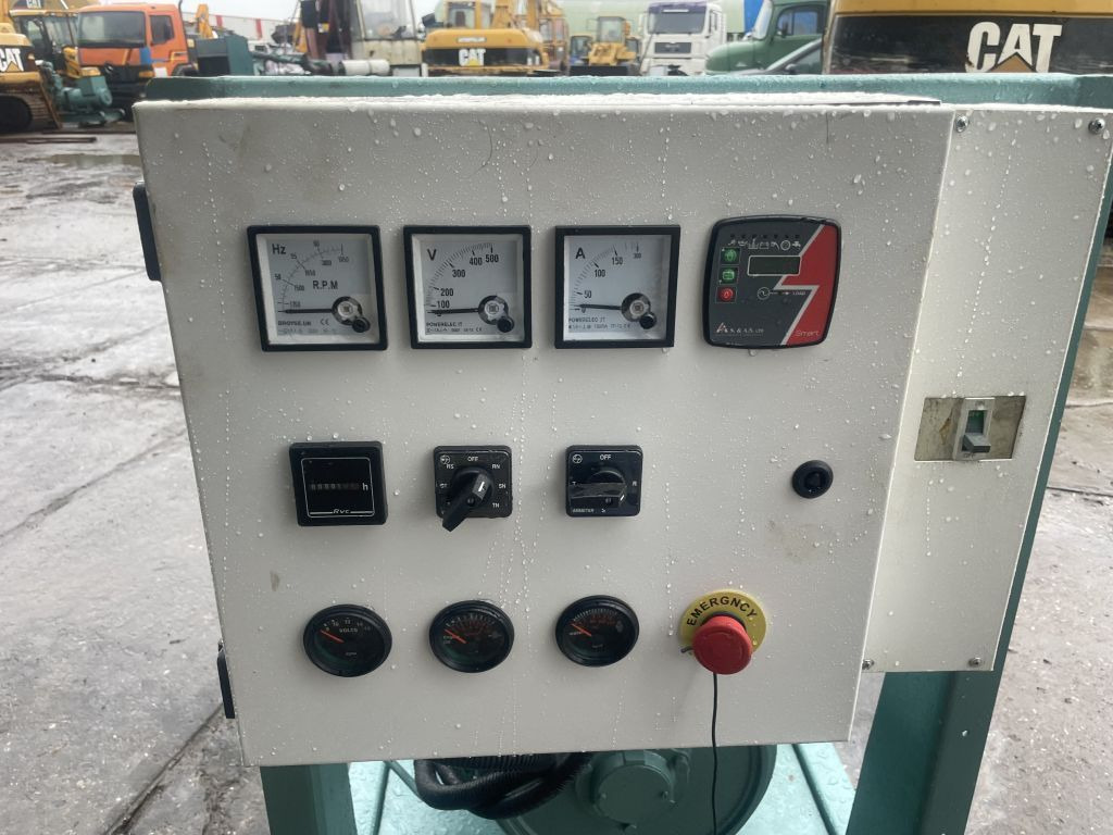 Perkins 85 KVA Generator 3 Phase Perkins 85 KVA Generator 3 Phase - 발전기 세트 : 사진 5 Perkins 85 KVA Generator 3 Phase Perkins 85 KVA Generator 3 Phase - 발전기 세트 : 사진 5