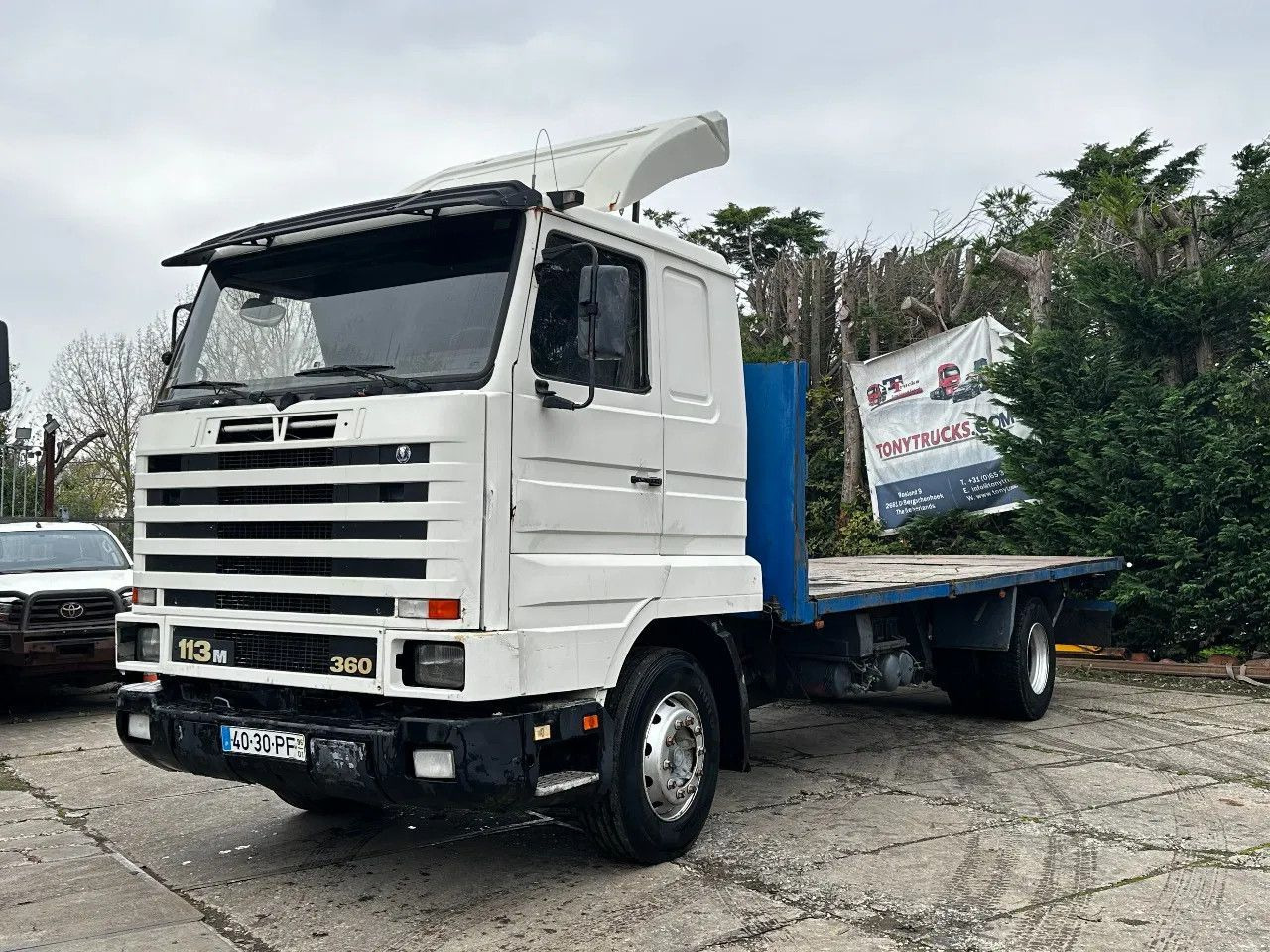 Scania P113-360 4X2 Platform Manual Gear Retarder Scania P113-360 4X2 Platform Manual Gear Retarder - 드롭사이드/ 플랫베드 트럭 : 사진 2 Scania P113-360 4X2 Platform Manual Gear Retarder Scania P113-360 4X2 Platform Manual Gear Retarder - 드롭사이드/ 플랫베드 트럭 : 사진 2