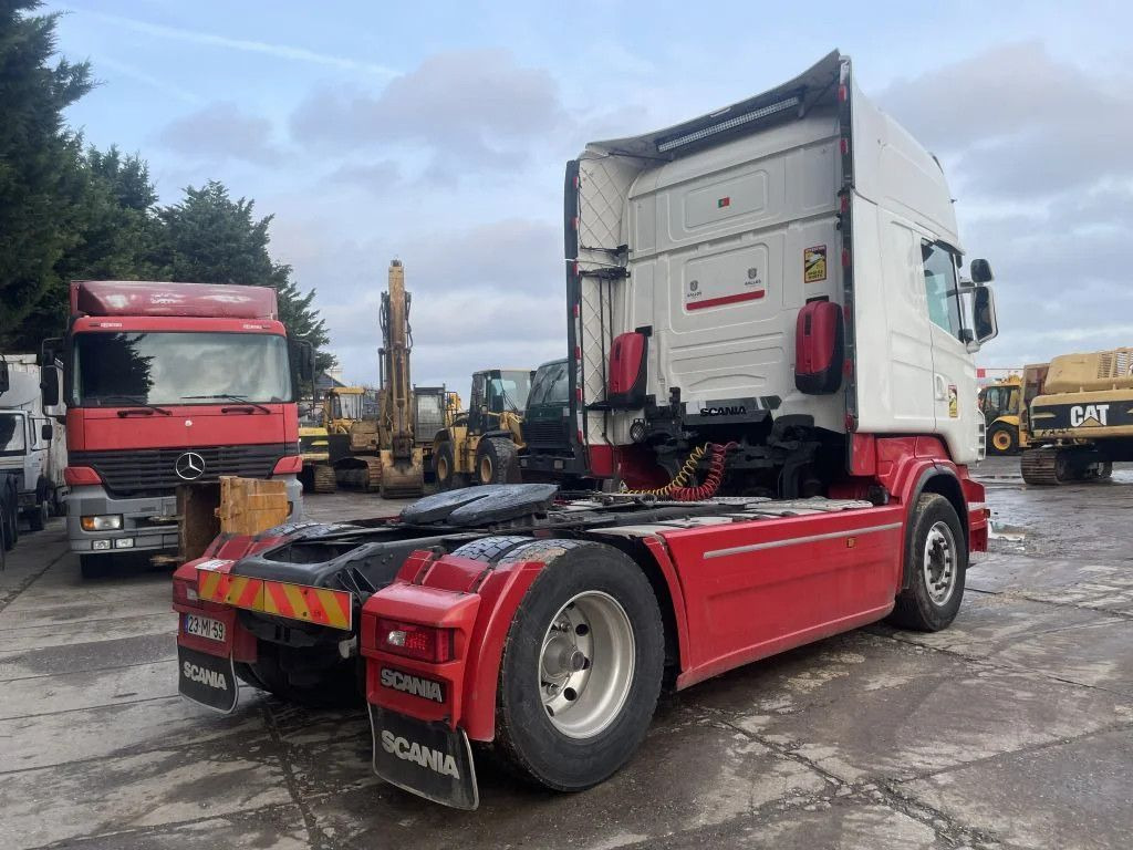 Scania R560 V8 4X2 Tractor-unit Retarder Euro5 Scania R560 V8 4X2 Tractor-unit Retarder Euro5 - 트랙터 유닛 : 사진 4 Scania R560 V8 4X2 Tractor-unit Retarder Euro5 Scania R560 V8 4X2 Tractor-unit Retarder Euro5 - 트랙터 유닛 : 사진 4