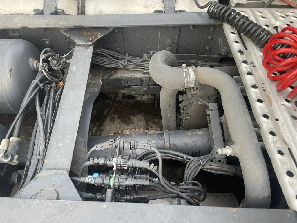 Scania R560 V8 4X2 Tractor-unit Retarder Euro5 - 트랙터 유닛 : 사진 5 Scania R560 V8 4X2 Tractor-unit Retarder Euro5 - 트랙터 유닛 : 사진 5