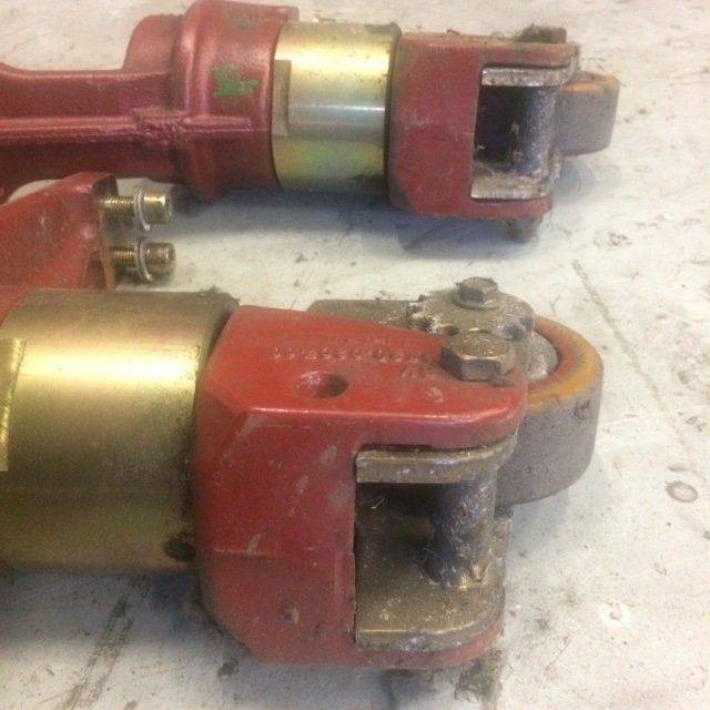 2x Stabilizer for Linde - 스티어링 자재 취급 장비 용 : 사진 3 2x Stabilizer for Linde - 스티어링 자재 취급 장비 용 : 사진 3