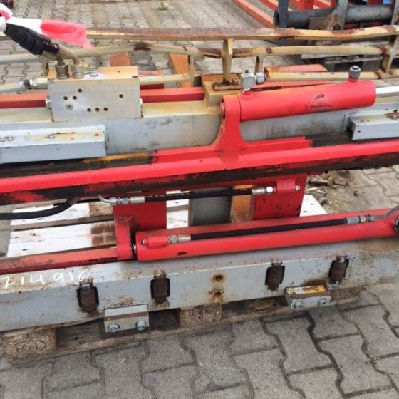 Dürwen Fork Clamp with separate sideshift - 클램프 자재 취급 장비 용 : 사진 5 Dürwen Fork Clamp with separate sideshift - 클램프 자재 취급 장비 용 : 사진 5