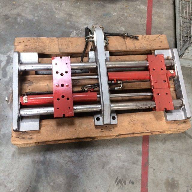Dürwen Fork positioner with Shaft guidance sideshift - 부착물 : 사진 1 Dürwen Fork positioner with Shaft guidance sideshift - 부착물 : 사진 1