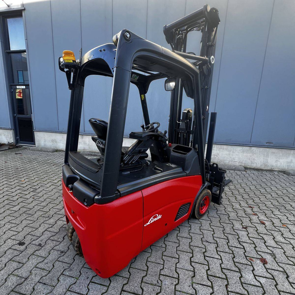 Linde E16 (386) - 전기 지게차 : 사진 2 Linde E16 (386) - 전기 지게차 : 사진 2