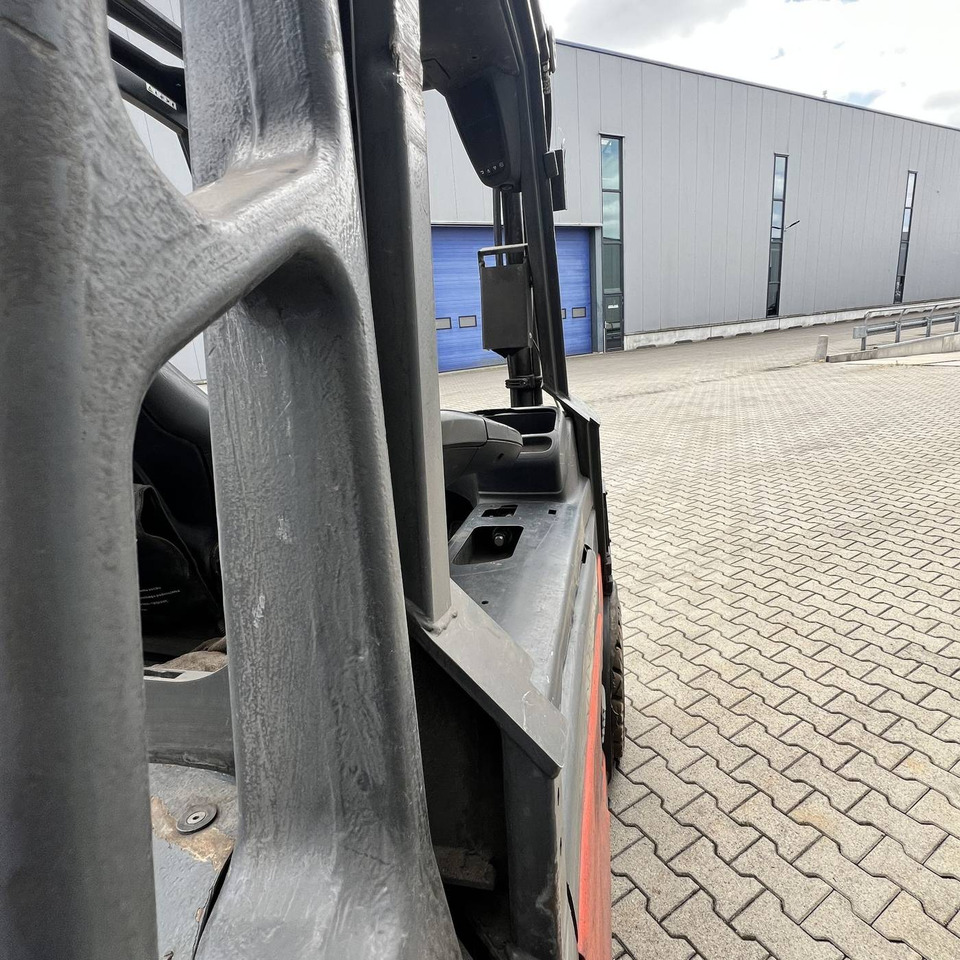 전기 지게차 Linde E30/600H (387) : 사진 9 전기 지게차 Linde E30/600H (387) : 사진 9