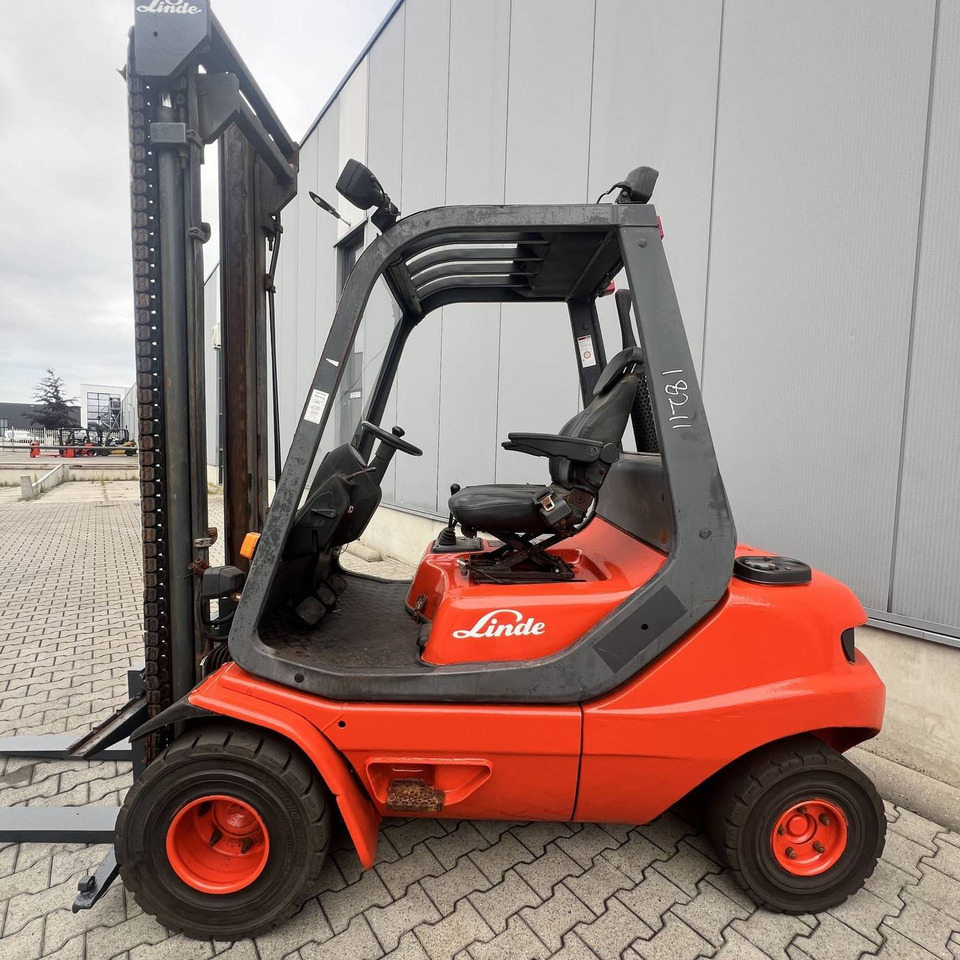 Linde H30D-02 (351) - 디젤 지게차 : 사진 2 Linde H30D-02 (351) - 디젤 지게차 : 사진 2